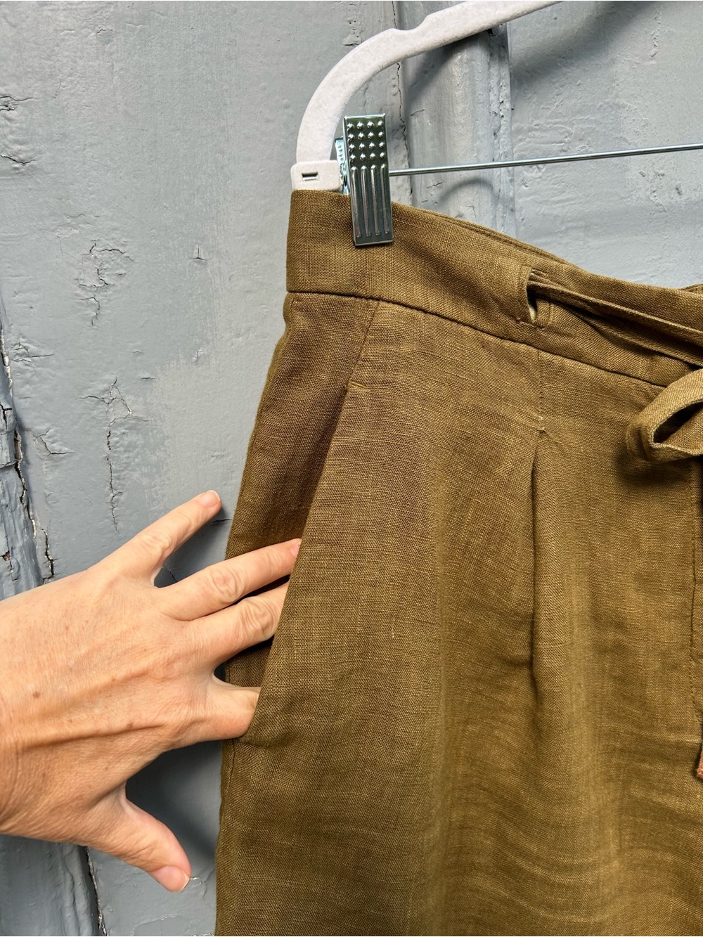 Massimo Dutti Linen shorts, size 10 - Picture 4 of 11